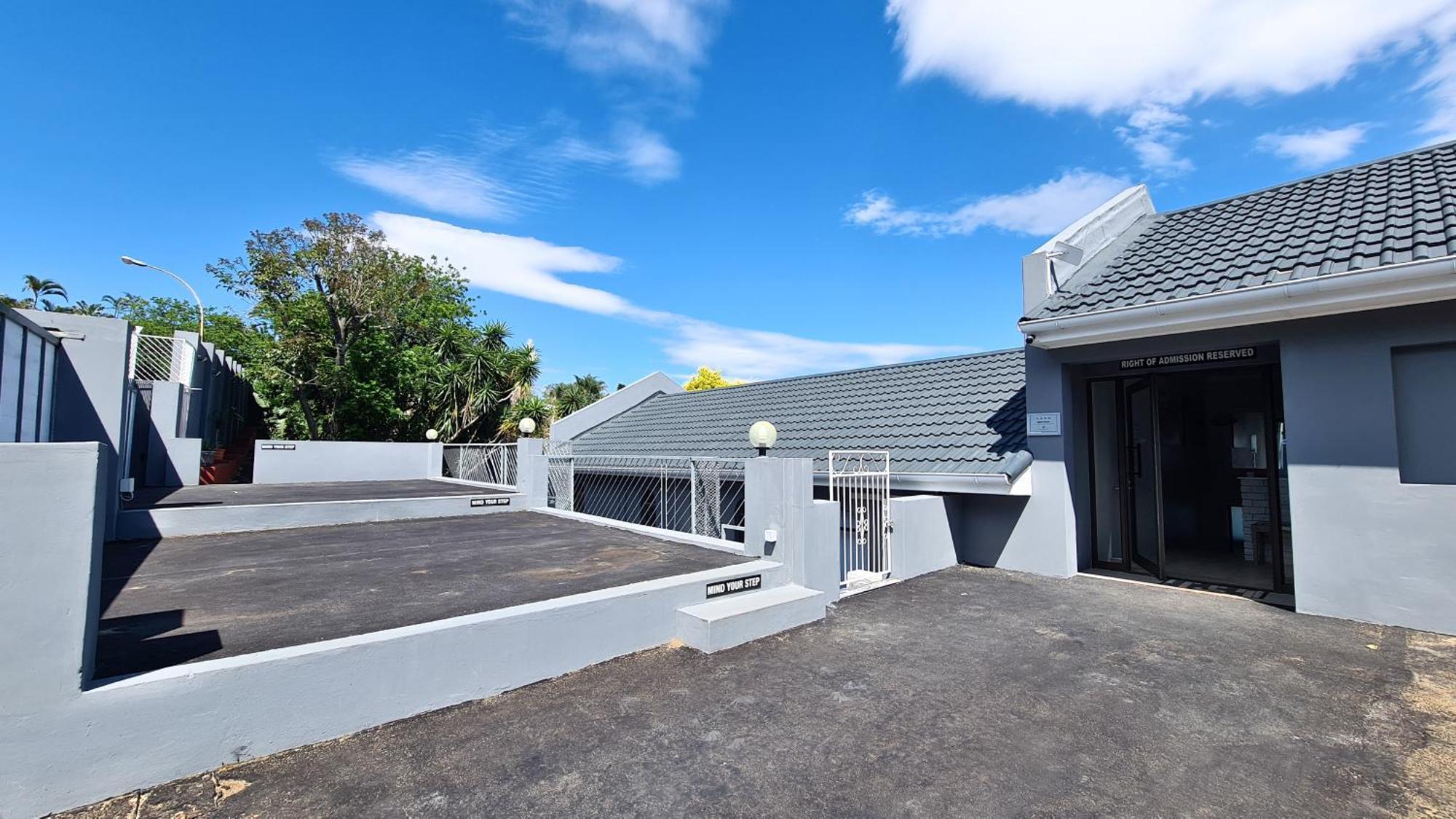 Vincent Valley Lodge East London Exterior foto