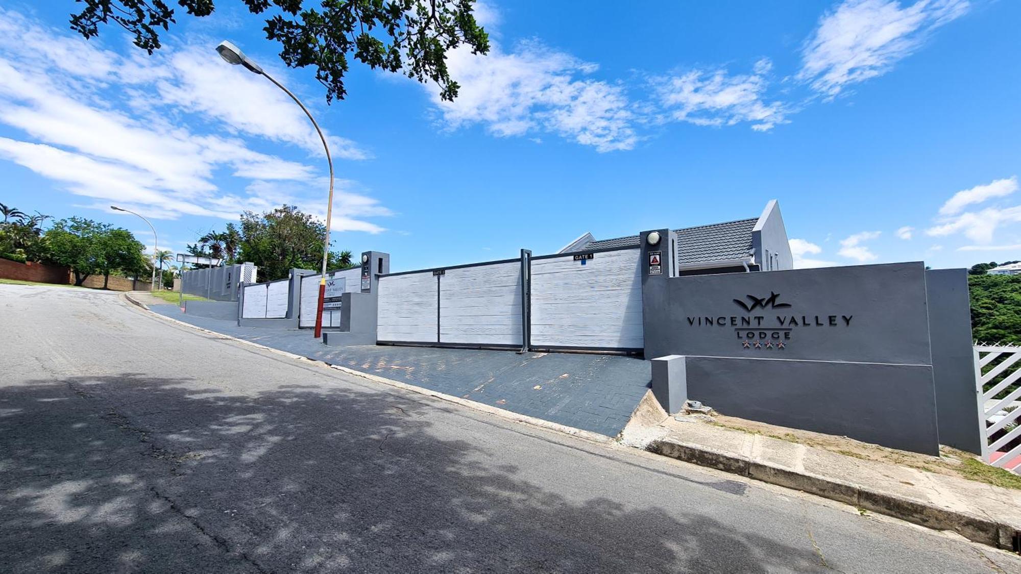 Vincent Valley Lodge East London Exterior foto