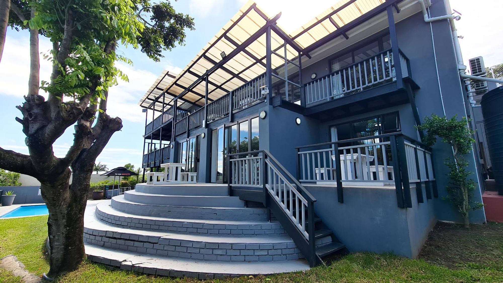 Vincent Valley Lodge East London Exterior foto